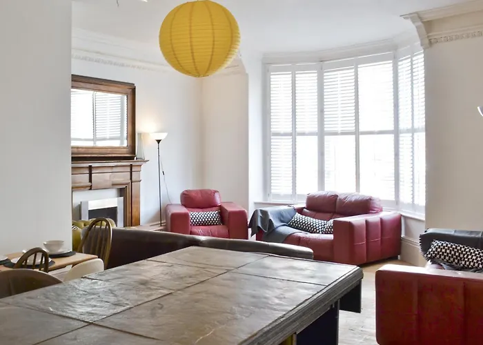 The Town House * Scarborough